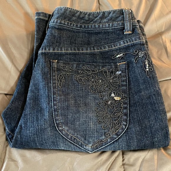 Chicos Platinum Jeans with Fancy Pockets~sz 0 - Picture 11 of 11